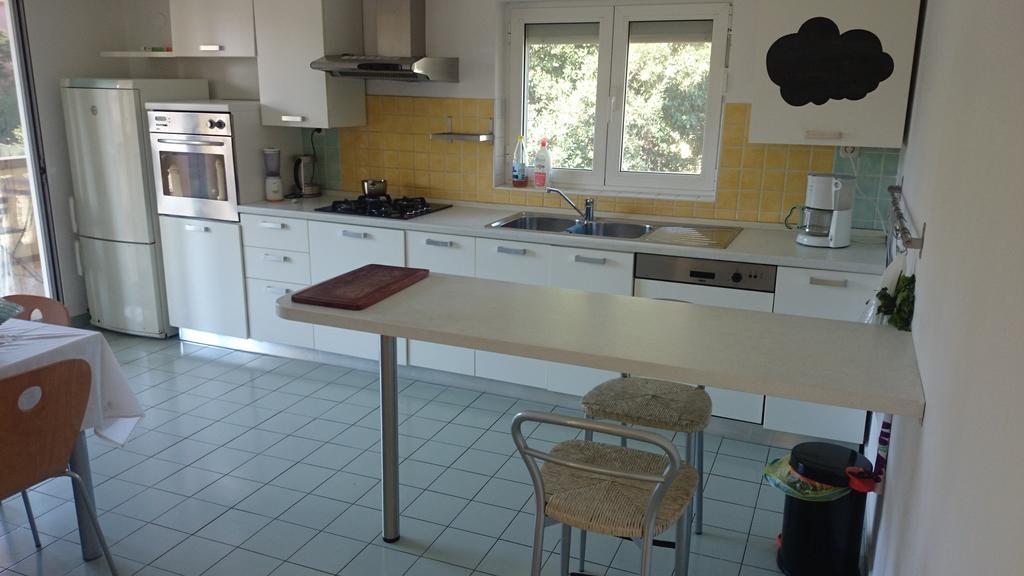 Apartments Yvonne Pakoštane Εξωτερικό φωτογραφία